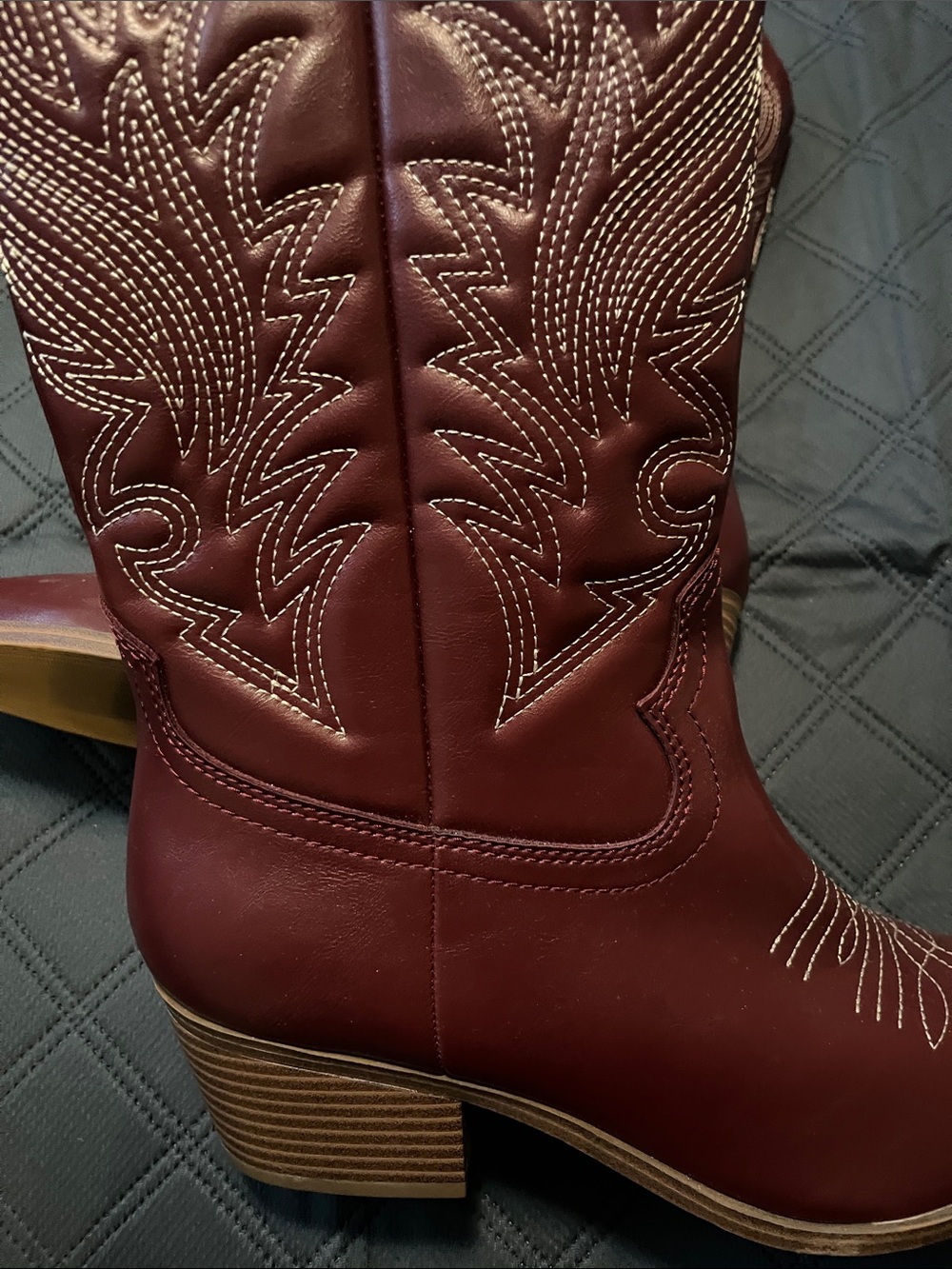 Indigo Women's Wine Lace-Up Western Boots - Picture 2 of 3